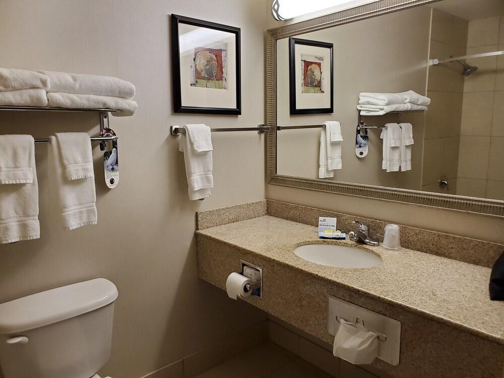 Holiday Inn Express Hotel & Suites Mankato East By Ihg Esterno foto