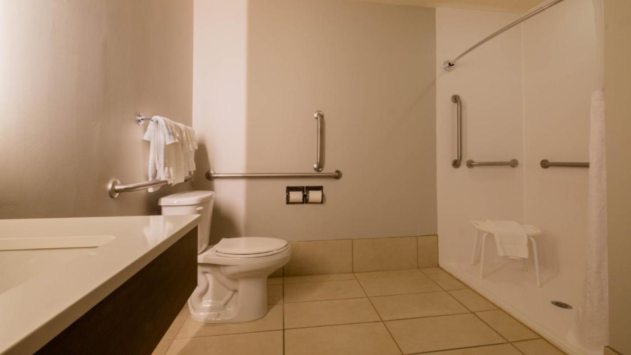 Holiday Inn Express Hotel & Suites Mankato East By Ihg Esterno foto