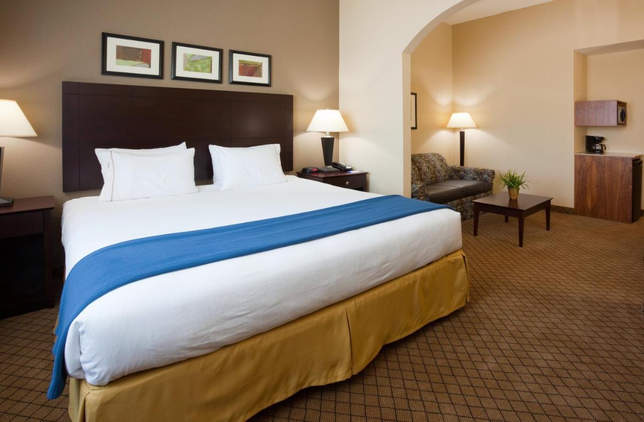 Holiday Inn Express Hotel & Suites Mankato East By Ihg Esterno foto